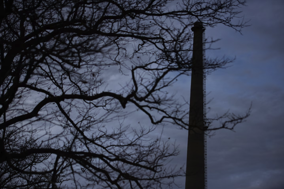 The emissions stack at Oyster Creek, which was permanently shut down in 2018. The plant’s single reactor generated enough electricity to power 600,000 homes. (Sarah L. Voisin/The Washington Post)